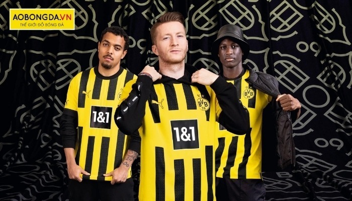 Mẫu quần áo bóng đá tay dài của CLB Dortmund
