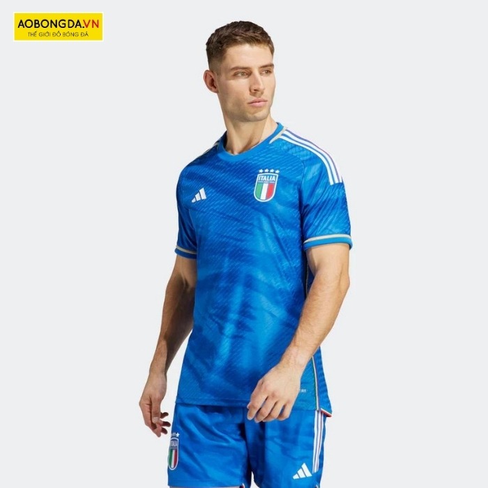 Mẫu áo bóng đá Euro mùa giải 2024 của đội tuyển Ý