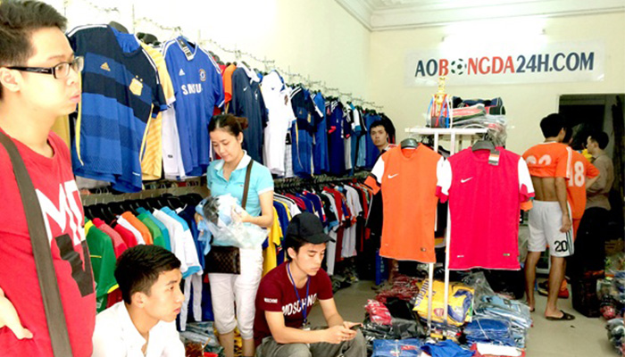 Cửa hàng Aobongda24h chuyên cung cấp ao đá banh tại TPHCM