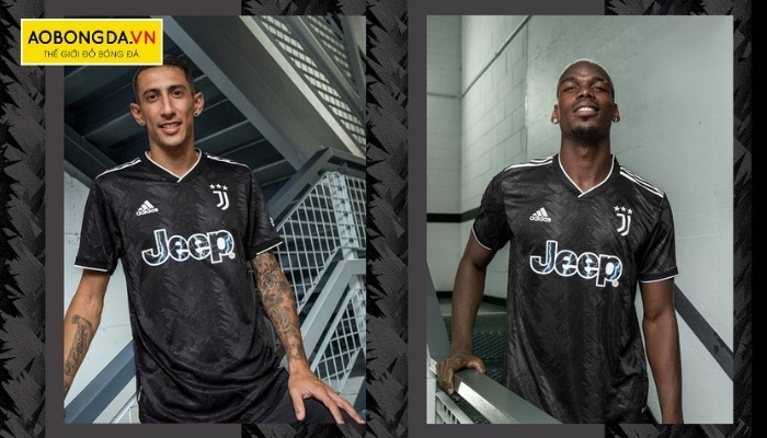 Mẫu áo bóng đá của Juventus