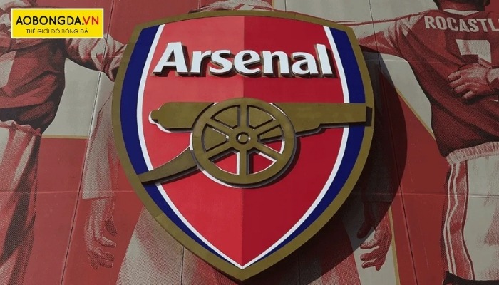 Ý nghĩa logo Arsenal thể sự quyết tâm giành chiến thắng trên sân cỏ