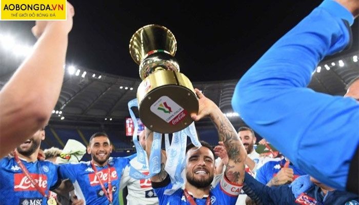 Thành tựu nổi bật của CLB Napoli