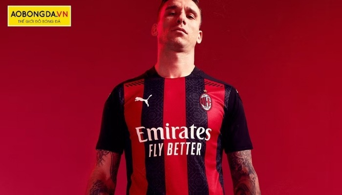 Thiết kế áo bóng đá AC Milan sân nhà 2020 cổ bo tròn