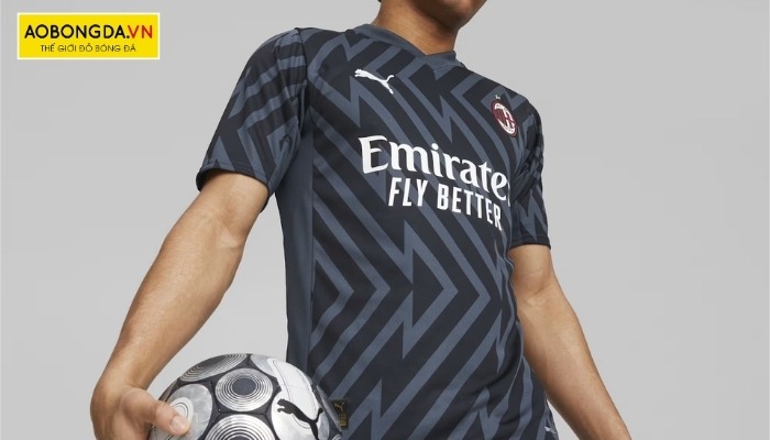 Mẫu áo AC Milan cho thủ môn màu xám đen