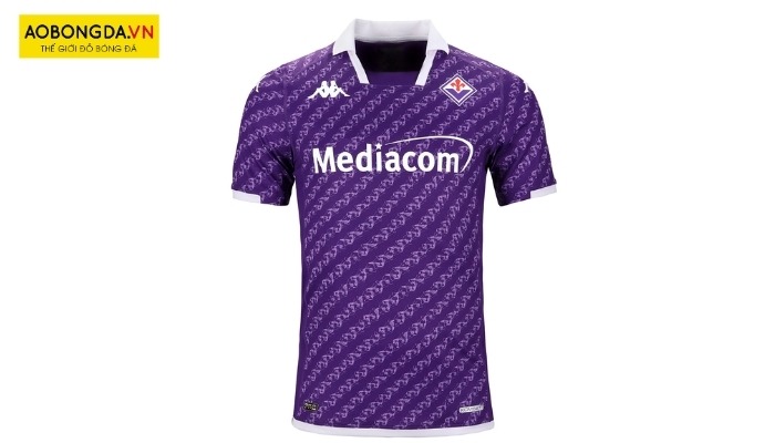 Mẫu áo Fiorentina 2023 – 2024 sân nhà ấn tượng với các hoa văn bắt mắt