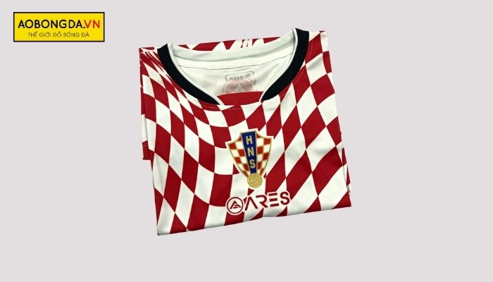 Các bước bảo quản đồ áo đá bóng Croatia bền đẹp