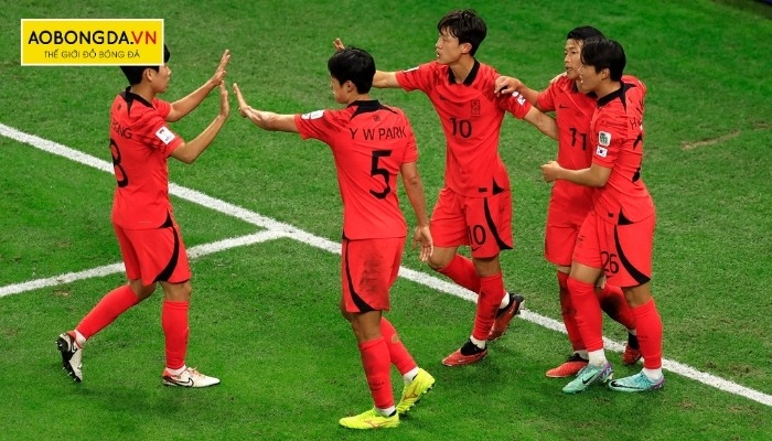 Áo bóng đá Hàn Quốc mùa giải 2023 - 2024 sân nhà