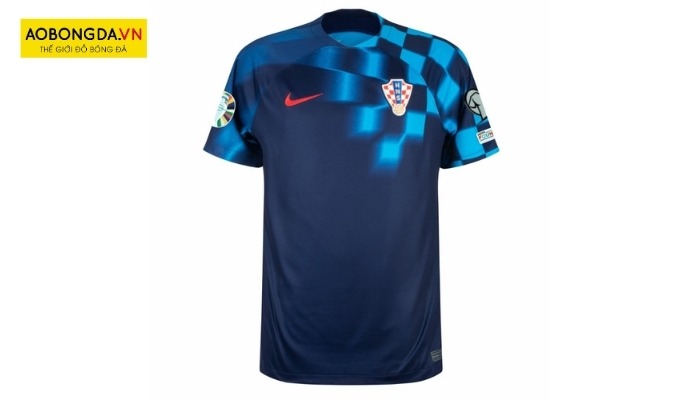 Trang phục áo bóng đá Croatia giải Euro trên sân khách 2024