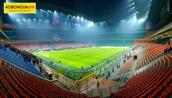 Sân vận động Giuseppe Meazza có sức chứa lên đến 87.500 khán giả