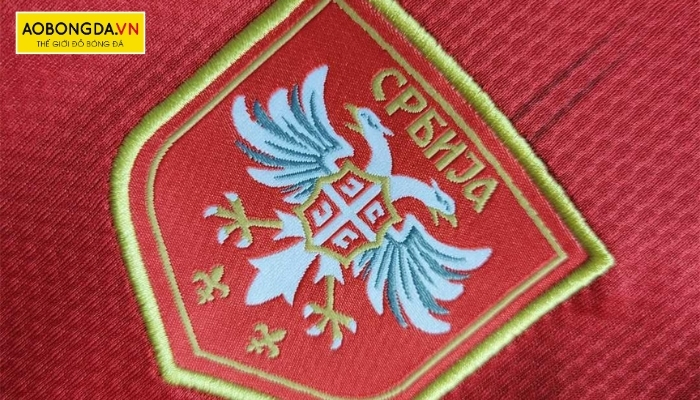 Logo trên áo đá bóng Serbia có ý nghĩa như thế nào?