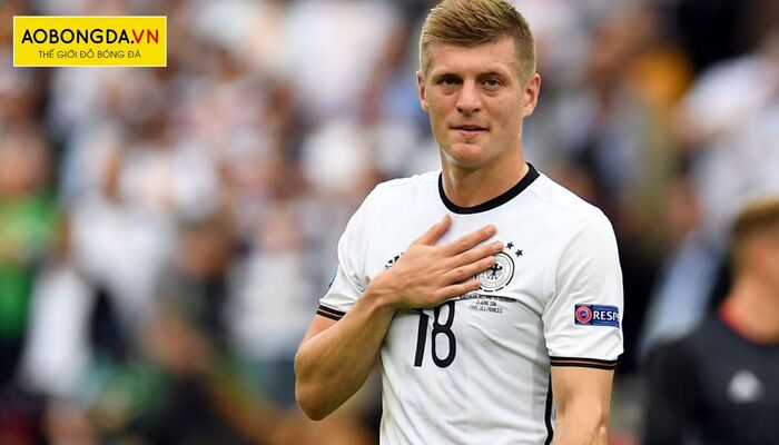 cầu thủ Toni Kroos